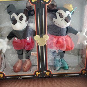 Disney Mickey and Minnie Limited Release